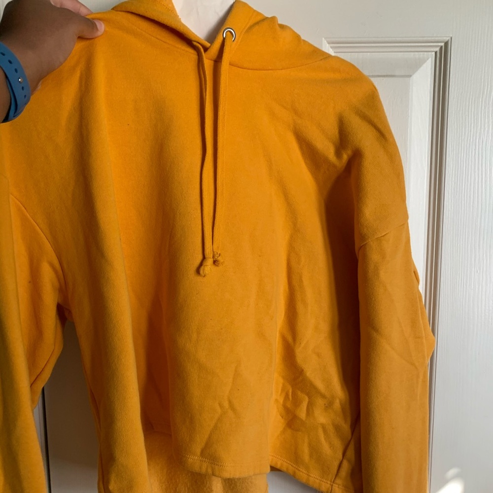 Forever 21 cropped hoodie